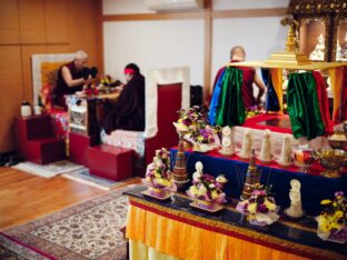 Thaye Dorje, His Holiness the 17th Gyalwa Karmapa, receives empowerments from His Eminence Luding Khen Rinpoche in Singapore, October 2026