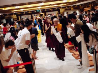 Thaye Dorje, His Holiness the 17th Gyalwa Karmapa, receives empowerments from His Eminence Luding Khen Rinpoche in Singapore, October 2026