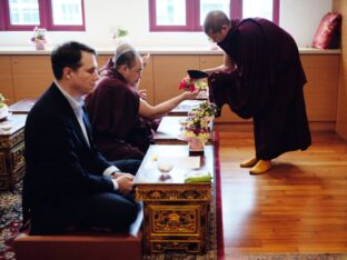 Thaye Dorje, His Holiness the 17th Gyalwa Karmapa, receives empowerments from His Eminence Luding Khen Rinpoche in Singapore, October 2026