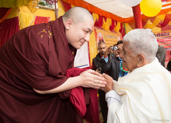Thaye Dorje, His Holiness the 17th Gyalwa Karmapa, blesses devotees