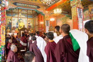 Thaye Dorje, His Holiness the 17th Gyalwa Karmapa, enthrones two tulkus (reincarnated masters) at the Kagyu Monlam in Bodh Gaya, December 2017