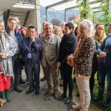 Students from Germany and around the world say goodbye as Thaye Dorje, His Holiness the 17th Gyalwa Karmapa, and his son Thugseyla leave the Europe Centre.