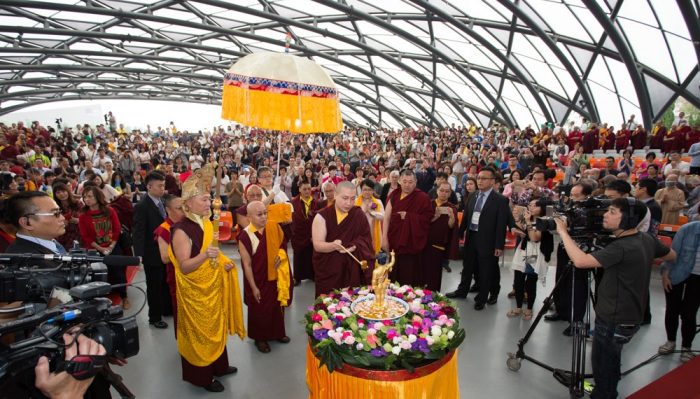 Prayer for World Peace in Taiwan, led by Thaye Dorje, His Holiness the 17th Gyalwa Karmapa