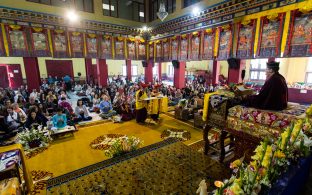 Thaye Dorje, His Holiness the 17th Gyalwa Karmapa, gives a Chenresig empowerment at the KIBI Public Course