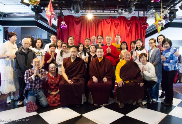 Thaye Dorje, His Holiness the 17th Gyalwa Karmapa, His Eminence 4th Jamgon Kongtrul Rinpoche and His Eminence Beru Khyentse Rinpoche, together with students at a traditional fish release ceremony in Hong Kong