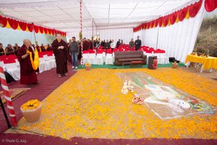 Karmapa took part in a symbolic groundbreaking ceremony for the new monastery Karma Karsal Ling