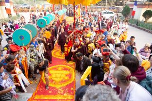 Karmapa arrives at Karma Temple, Bodh Gaya, December 2018