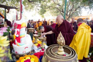 Thaye Dorje, His Holiness the 17th Gyalwa Karmapa, His Eminence Beru Khyentse Rinpoche, at the Kagyu Monlam in Bodh Gaya, December 2018