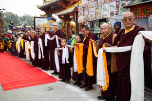 Thaye Dorje, His Holiness the 17th Gyalwa Karmapa, arrives for the Kagyu Monlam 2019. (Photo/Norbu Zangpo)