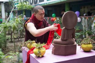 Thaye Dorje, His Holiness the 17th Gyalwa Karmapa, visits the Bodhi Tree School in Bodh Gaya, India, in December 2019 (Photo/Norbu Zangpo)