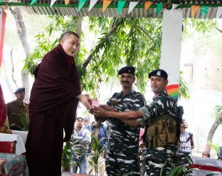 Thaye Dorje, His Holiness the 17th Gyalwa Karmapa, visits the Bodhi Tree School in Bodh Gaya, India, in December 2019 (Photo/Norbu Zangpo)