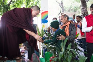 Thaye Dorje, His Holiness the 17th Gyalwa Karmapa, visits the Bodhi Tree School in Bodh Gaya, India, in December 2019 (Photo/Norbu Zangpo)