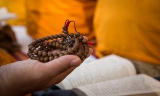 On day four of the 2019 Kagyu Monlam, Thaye Dorje, His Holiness the 17th Gyalwa Karmapa, visited the private residence of His Eminence Luding Khenchen Rinpoche (Photo/Norbu Zangpo)