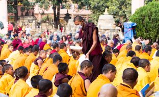 On day four of the 2019 Kagyu Monlam, Thaye Dorje, His Holiness the 17th Gyalwa Karmapa, visited the private residence of His Eminence Luding Khenchen Rinpoche (Photo/Norbu Zangpo)