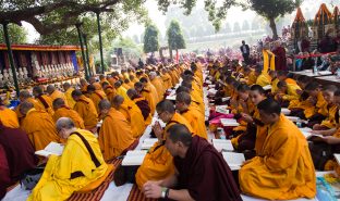 Thaye Dorje, His Holiness the 17th Gyalwa Karmapa, presides over aspiration prayers on the final day of the 2019 Kagyu Monlam, Bodh Gaya, India. Photo / Norbu Zangpo