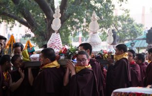 Thaye Dorje, His Holiness the 17th Gyalwa Karmapa, presides over aspiration prayers on the final day of the 2019 Kagyu Monlam, Bodh Gaya, India. Photo / Norbu Zangpo