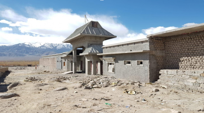 The main entrance gates to Pomra Palace, which is under construction