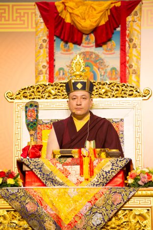 Thaye Dorje, His Holiness the 17th Gyalwa Karmapa, gives a Chenresig empowerment to around 2,000 people in Hong Kong