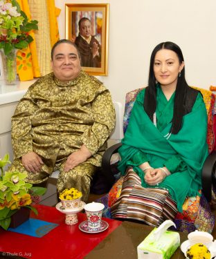 Sangyumla Rinchen Yangzom, Karmapa's wife, with a very close student of Karmapa, Hong Kong