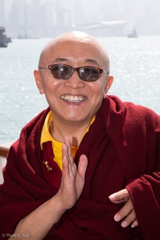 Venerable Sang Sang Rinpoche participated in the fish release ceremony