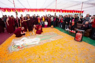Karmapa took part in a symbolic groundbreaking ceremony for the new monastery Karma Karsal Ling