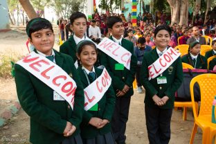 Thaye Dorje, His Holiness the 17th Gyalwa Karmapa, is given a warm welcome at the Bodhi Tree School in Bodh Gaya