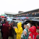 Students from Germany and around the world say goodbye as Thaye Dorje, His Holiness the 17th Gyalwa Karmapa, and his son Thugseyla leave the Europe Centre.