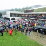 Students from Germany and around the world say goodbye as Thaye Dorje, His Holiness the 17th Gyalwa Karmapa, and his son Thugseyla leave the Europe Centre.