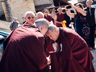 Day one in Dhagpo 2019: Thaye Dorje, His Holiness the 17th Gyalwa Karmapa, offers teachings and an empowerment to 3,000 students