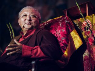 Day one in Dhagpo 2019: Thaye Dorje, His Holiness the 17th Gyalwa Karmapa, offers teachings and an empowerment to 3,000 students