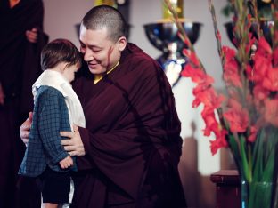 Day one in Dhagpo 2019: Thaye Dorje, His Holiness the 17th Gyalwa Karmapa, offers teachings and an empowerment to 3,000 students