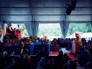 Day two in Dhagpo 2019: Thaye Dorje, His Holiness the 17th Gyalwa Karmapa, offers teachings and an empowerment to 3,000 students