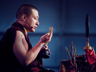 Day two in Dhagpo 2019: Thaye Dorje, His Holiness the 17th Gyalwa Karmapa, offers teachings and an empowerment to 3,000 students