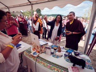 Day two in Dhagpo 2019: Thaye Dorje, His Holiness the 17th Gyalwa Karmapa, offers teachings and an empowerment to 3,000 students