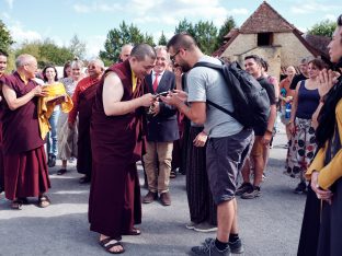 Day two in Dhagpo 2019: Thaye Dorje, His Holiness the 17th Gyalwa Karmapa, offers teachings and an empowerment to 3,000 students