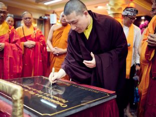 Thaye Dorje, His Holiness the 17th Gyalwa Karmapa, visits Indonesia in November 2019. Photo / Tokpa Korlo