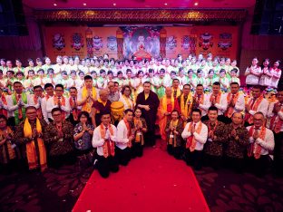 Thaye Dorje, His Holiness the 17th Gyalwa Karmapa, visits Indonesia in November 2019. Photo / Tokpa Korlo