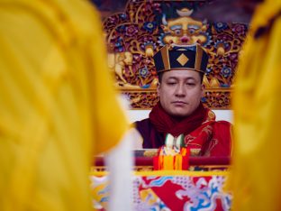 Thaye Dorje, His Holiness the 17th Gyalwa Karmapa, gives a Chenresig empowerment at Karma Temple, Bodh Gaya, India, December 2019. Photo / Tokpa Korlo