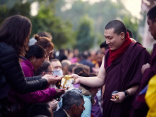 Thaye Dorje, His Holiness the 17th Gyalwa Karmapa, gives a Chenresig empowerment at Karma Temple, Bodh Gaya, India, December 2019. Photo / Tokpa Korlo