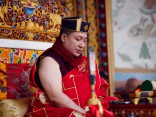 Thaye Dorje, His Holiness the 17th Gyalwa Karmapa, gives a Chenresig empowerment at Karma Temple, Bodh Gaya, India, December 2019. Photo / Tokpa Korlo