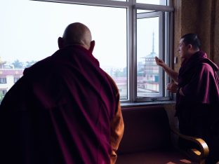 Thaye Dorje, His Holiness the 17th Gyalwa Karmapa, presides over a fire puja at His Eminence Beru Khyentse Rinpoche's guest house, India, December 2019. Photo / Tokpa Korlo