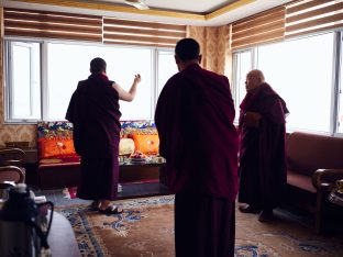 Thaye Dorje, His Holiness the 17th Gyalwa Karmapa, presides over a fire puja at His Eminence Beru Khyentse Rinpoche's guest house, India, December 2019. Photo / Tokpa Korlo