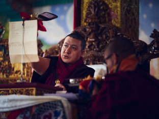 Thaye Dorje, His Holiness the 17th Gyalwa Karmapa, presides over a fire puja at His Eminence Beru Khyentse Rinpoche's guest house, India, December 2019. Photo / Tokpa Korlo