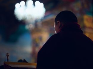 Thaye Dorje, His Holiness the 17th Gyalwa Karmapa, presides over a fire puja at His Eminence Beru Khyentse Rinpoche's guest house, India, December 2019. Photo / Tokpa Korlo