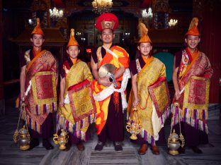 Thaye Dorje, His Holiness the 17th Gyalwa Karmapa, arrives for the Kagyu Monlam 2019. (Photo/Tokpa Korlo))