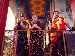 Thaye Dorje, His Holiness the 17th Gyalwa Karmapa, arrives for the Kagyu Monlam 2019. (Photo/Tokpa Korlo))