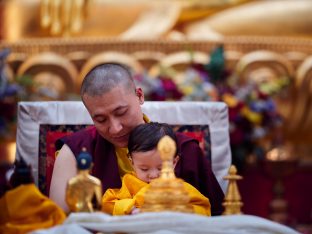 Thaye Dorje, His Holiness the 17th Gyalwa Karmapa, Sangyumla and Thugseyla at Dhagpo Kundreul Ling in Le Bost, France. Photo / Tokpa Korlo