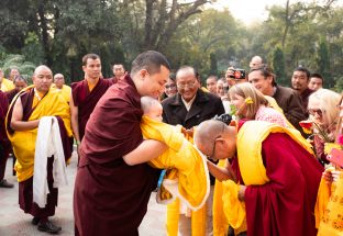 Thaye Dorje, His Holiness the 17th Gyalwa Karmapa, brings his son Thugsey with him to the Public Meditation Course at KIBI, to the delight of those present