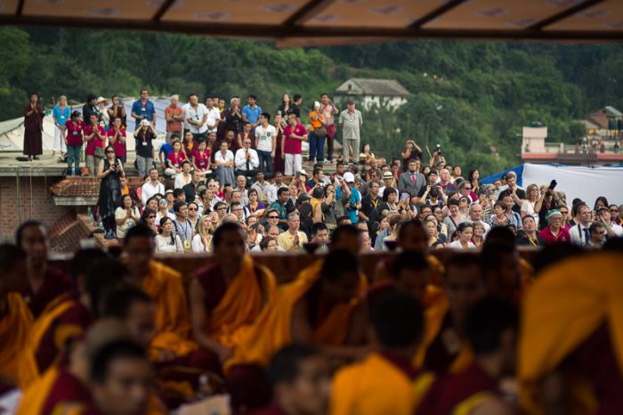 Crowd at the cremation of Kunzig Shamar Rinpoche. Photo/Tokpa Korlo
