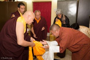 In Bodh Gaya, Sangyumla’s family from Bhutan come to the Karma Temple and visit Jamgon Kongtrul Rinpoche and Beru Kyentse Rinpoche.